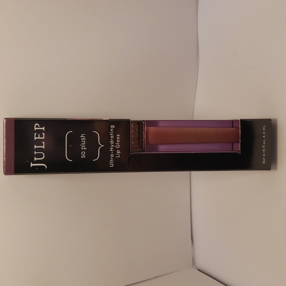 New Julep Ultra-Hydrating Lip Gloss